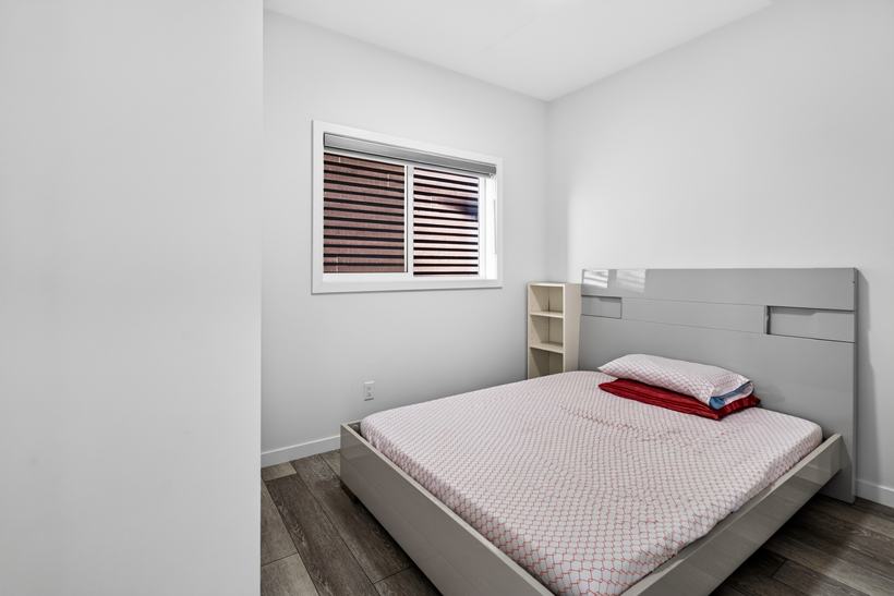 Main floor bedroom, 215 Mallard Grove SE