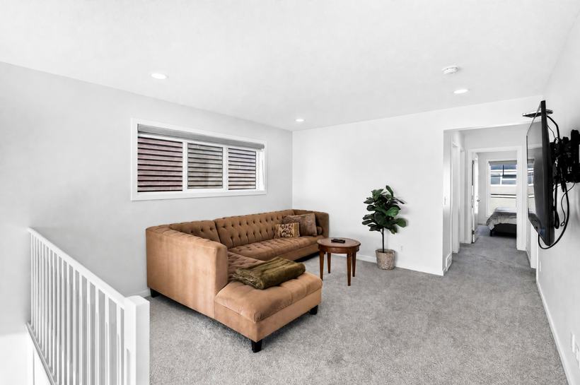 Bonus room, second angle, 215 Mallard Grove SE
