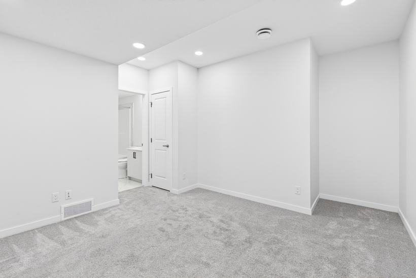 Suite living area, 215 Mallard Grove SE